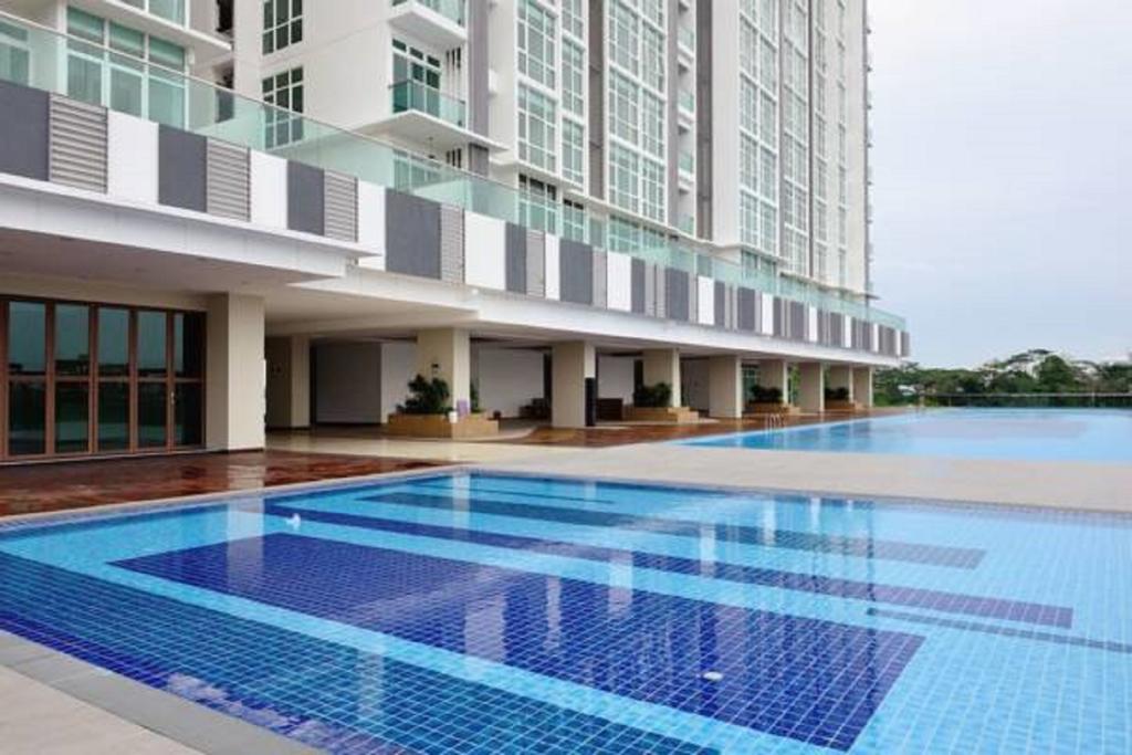 Experience The Coast - Hostahome Suites At Paragon Residence Near Downtown Johor Bahru Bagian luar foto